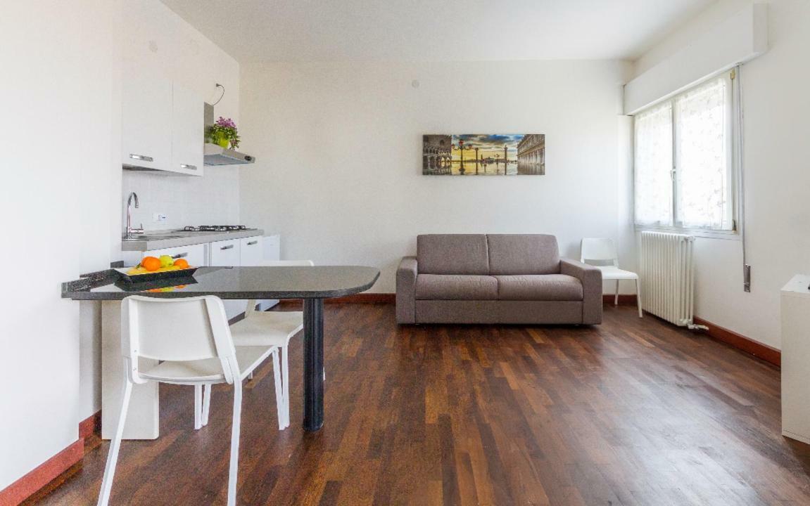 Piccolo Flat Near Venice Местре Екстериор снимка